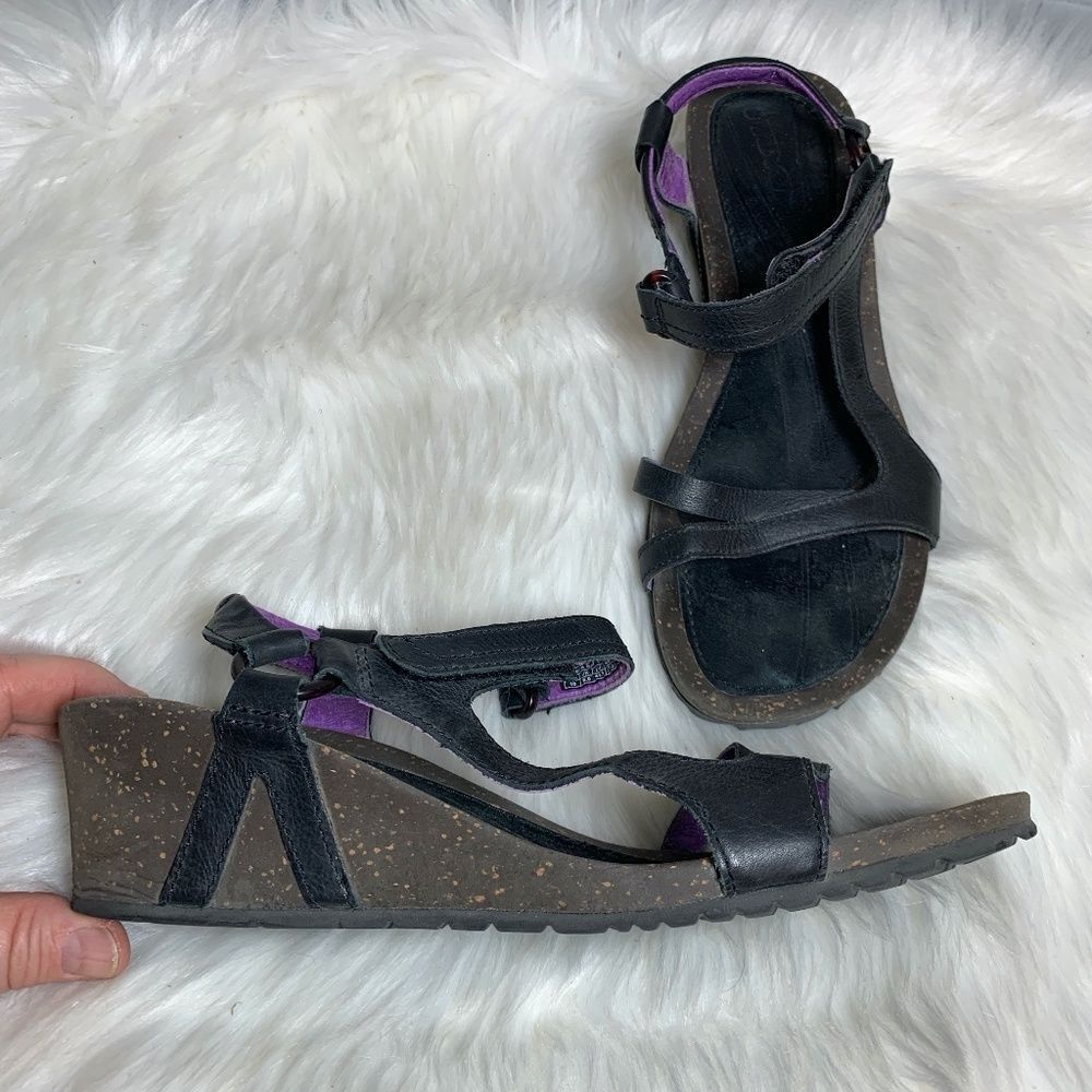 Teva Ysidro Black Leather Wedge Sandals Size 10‎